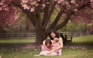 Bonnie Raley Family Photos with Cherry Blossoms